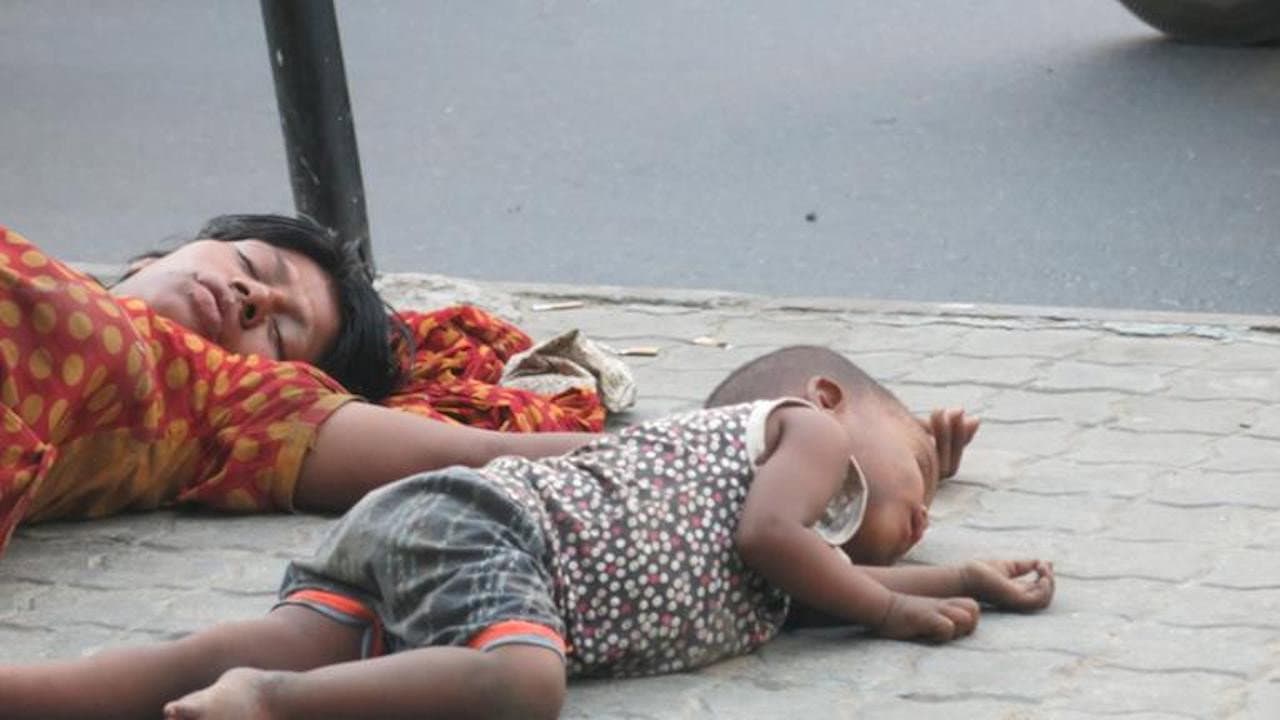 Backdrop – Gesichter der Armut - Unsere Kleidung aus Bangladesch