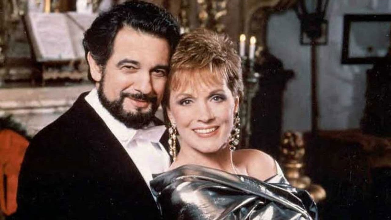 Backdrop – Julie Andrews: The Sound of Christmas