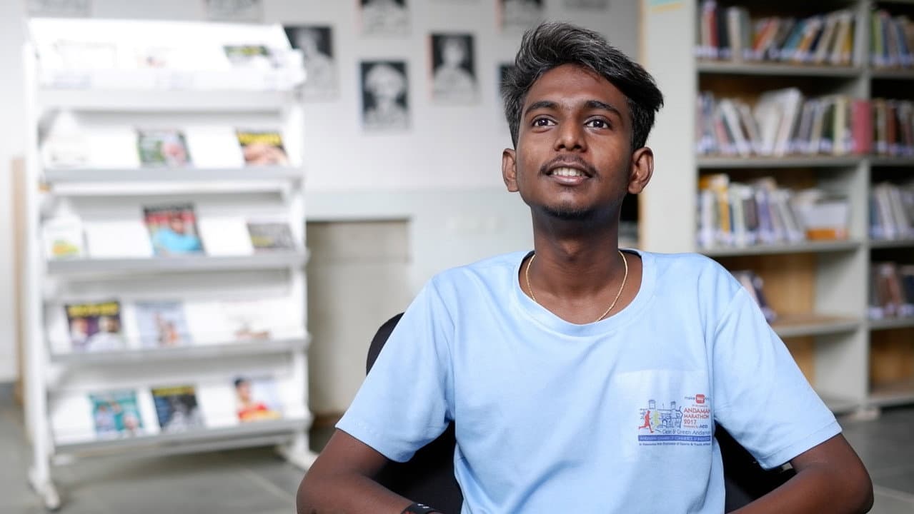 Backdrop – നിങ്ങളുടെ ഭാഷയിൽ