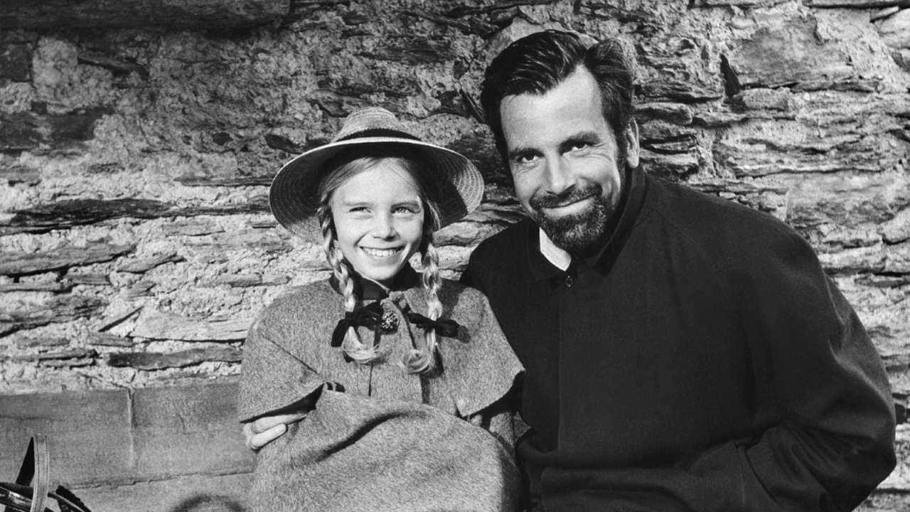 Backdrop – Heidi kehrt heim