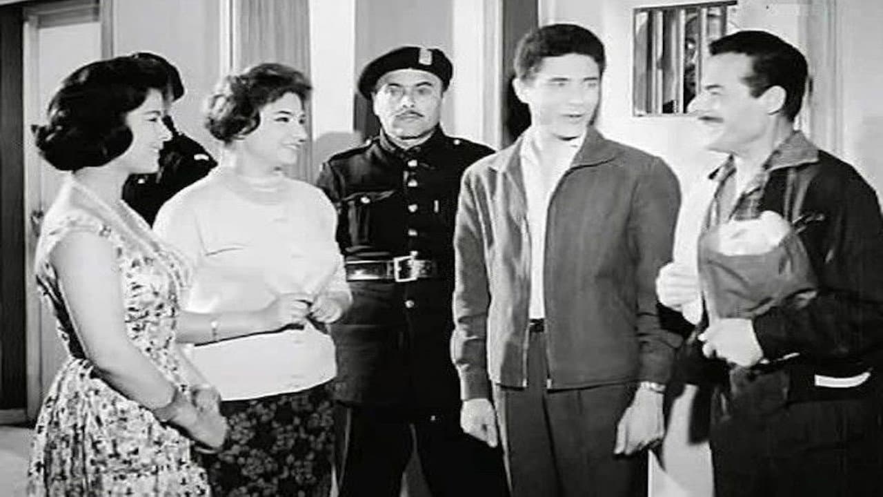 Backdrop – بنات بحري