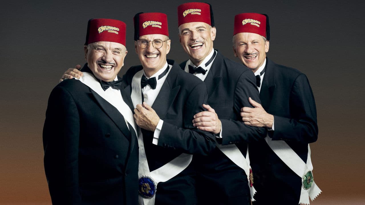 Backdrop – Ørkenens Sønner: En fez i en hornlygte