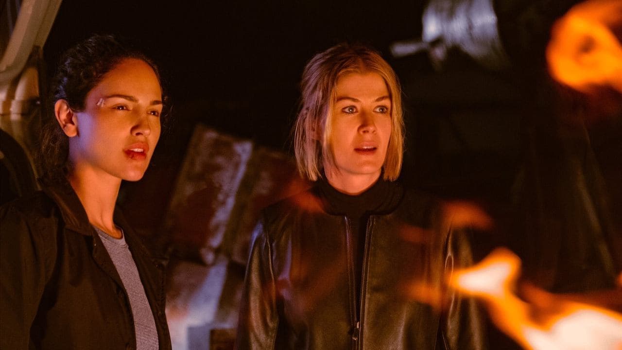 Backdrop – I Care a Lot