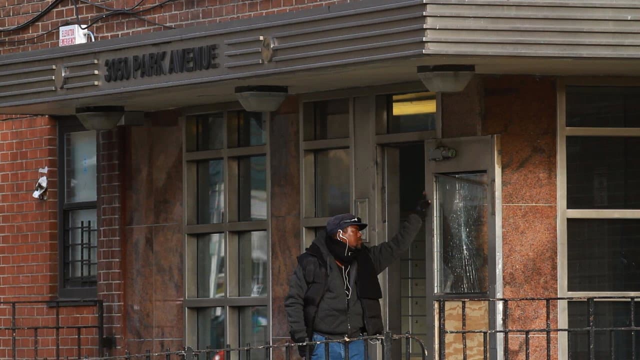 Backdrop – 740 Park Avenue - Geld, Macht und der Amerikanische Traum