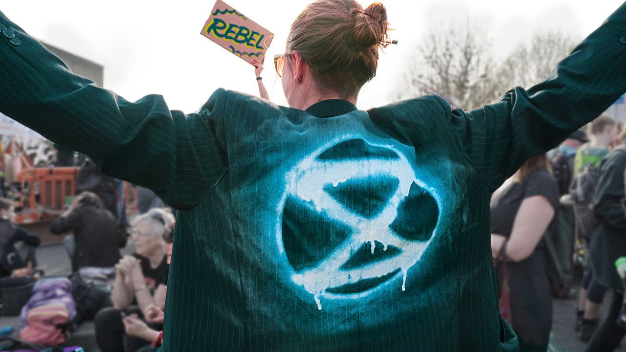 Backdrop – Extinction Rebellion: Last Chance to Save the World?