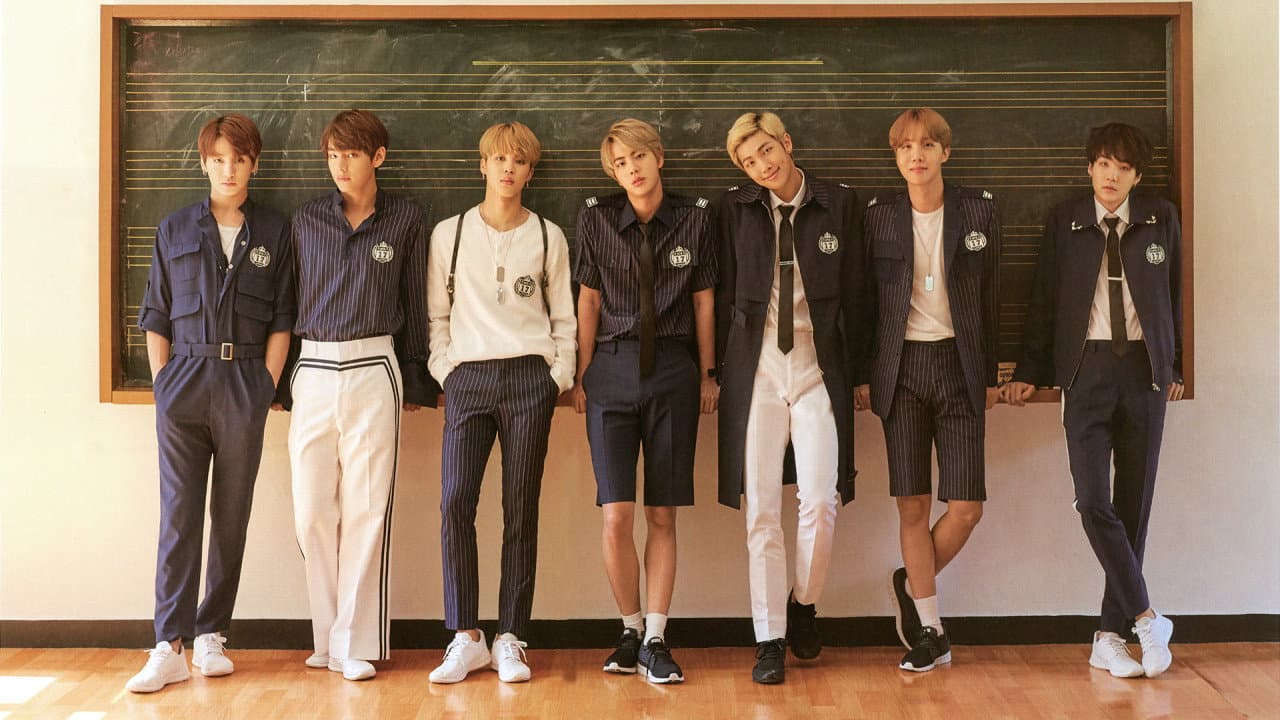 Backdrop – BTS 2017 Season's Greetings