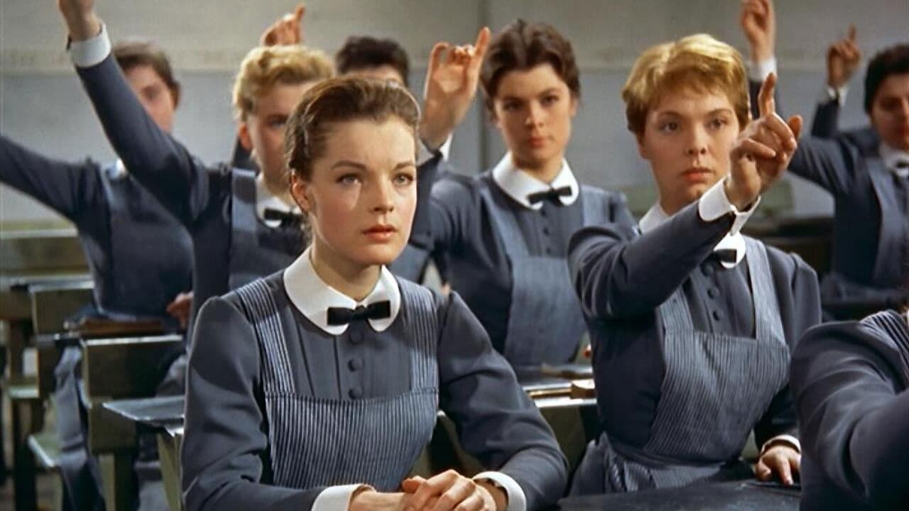 Backdrop – Mädchen in Uniform