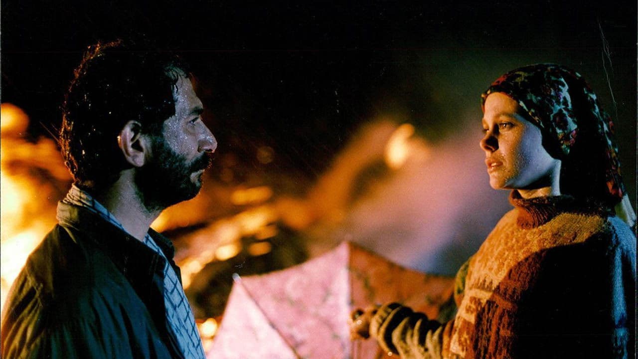 Backdrop – خاکستر سبز