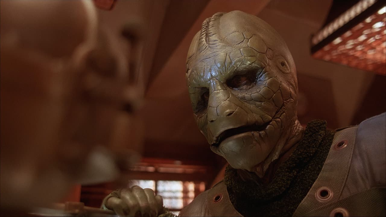 Backdrop – Sador - Herrscher im Weltraum