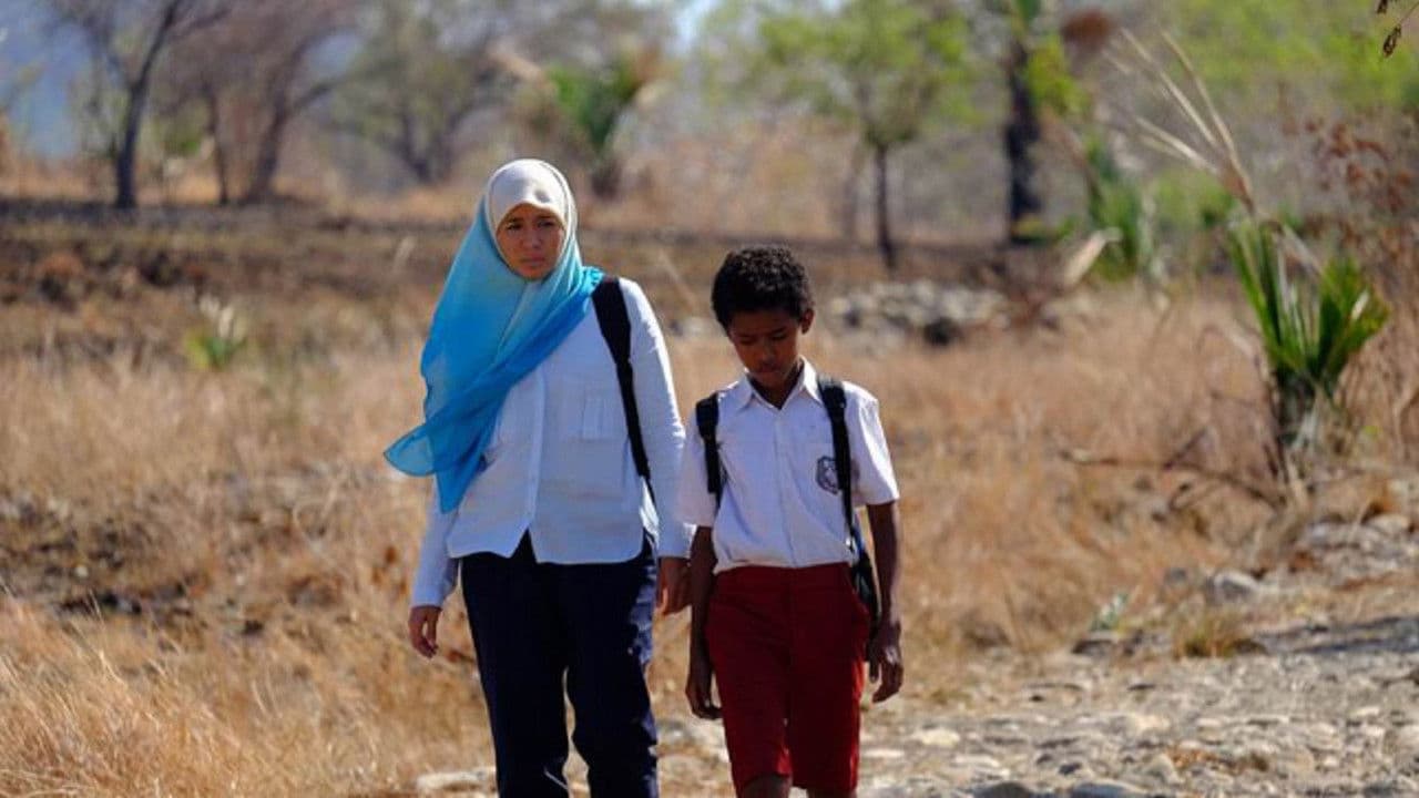 Backdrop – Aisyah: Biarkan Kami Bersaudara