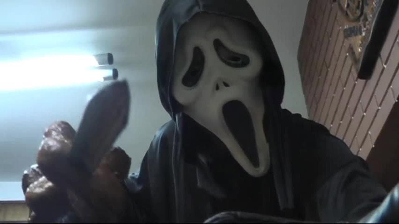 Backdrop – Entrei em Pânico ao Saber o que Vocês Fizeram na Sexta-Feira 13 do Verão Passado - Parte 2: A Hora da Volta da Vingança dos Jogos Mortais de Halloween