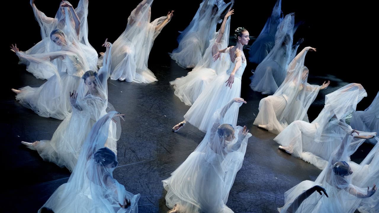 Backdrop – Giselle: Ballet in Cinema
