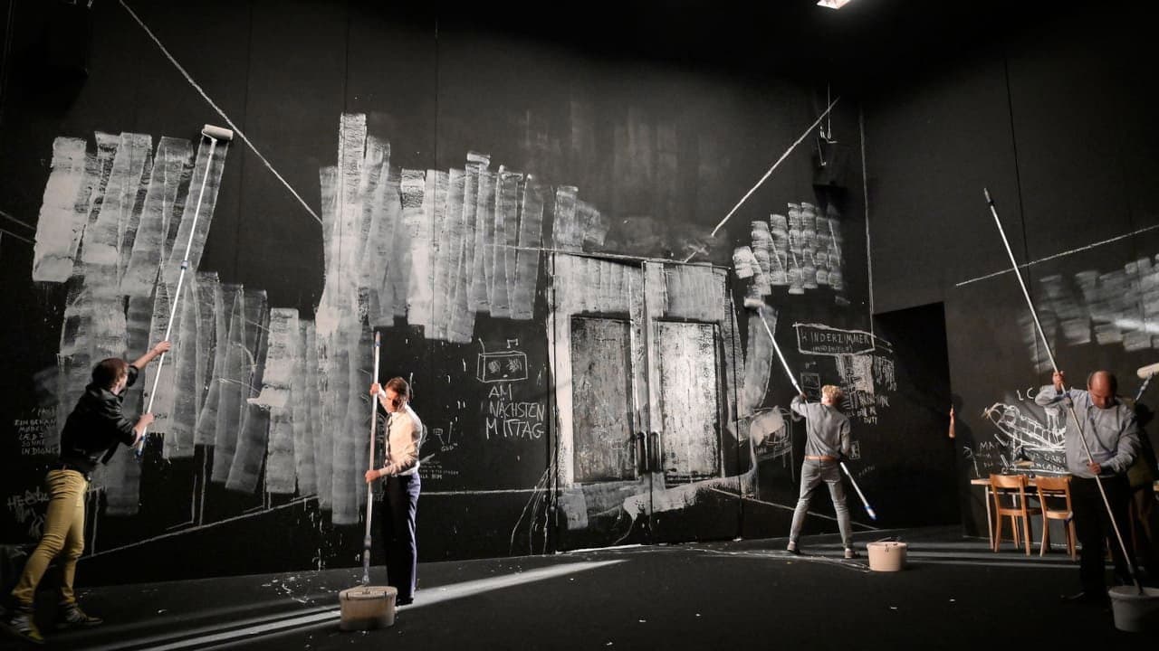 Backdrop – Ein Volksfeind