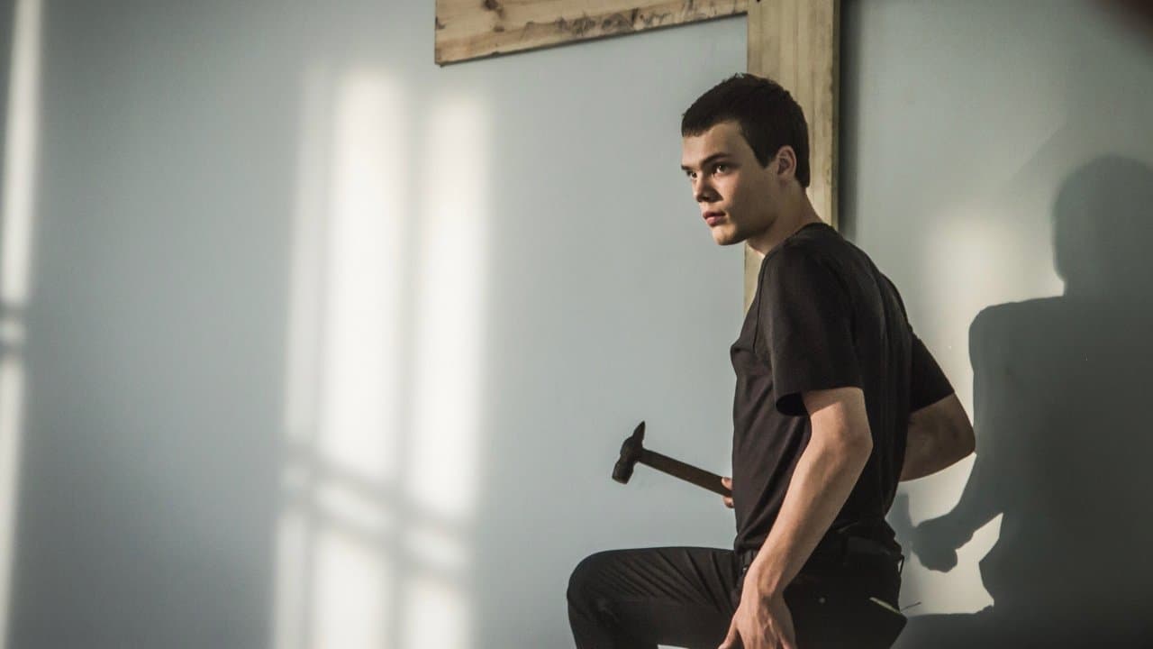 Backdrop – Der die Zeichen liest