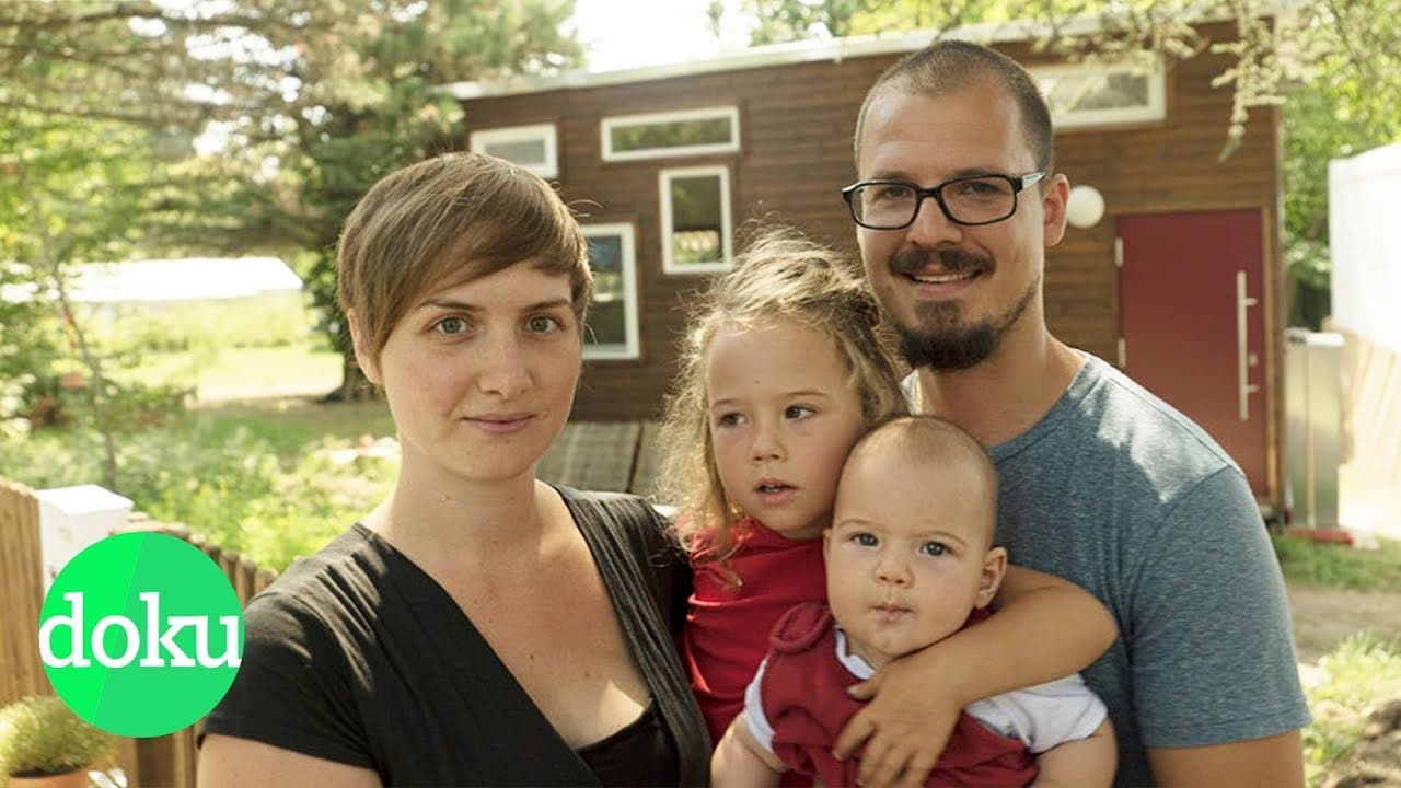 Backdrop – Die Konsum-Aussteiger: Mit Kindern im Mini-Haus