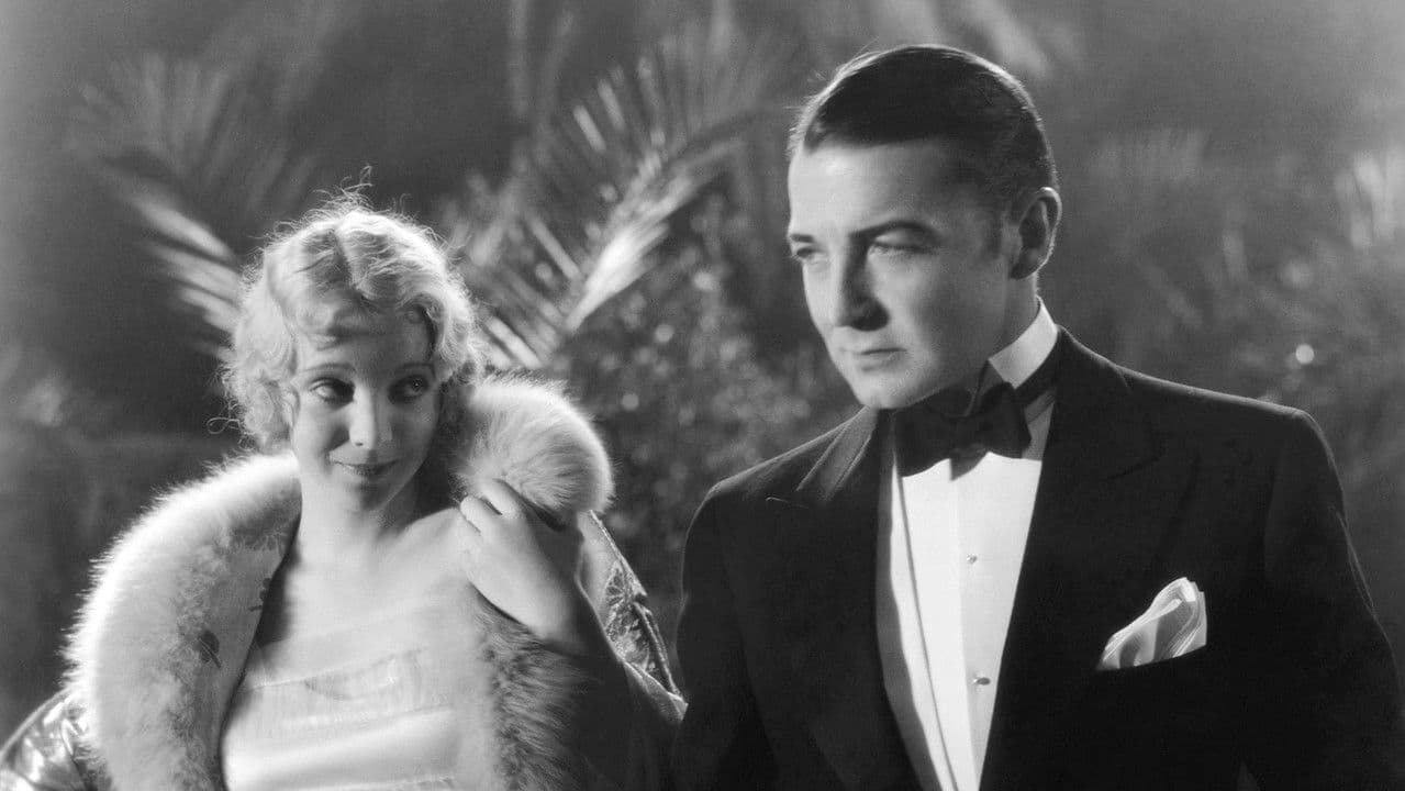 Backdrop – Slightly Scarlet