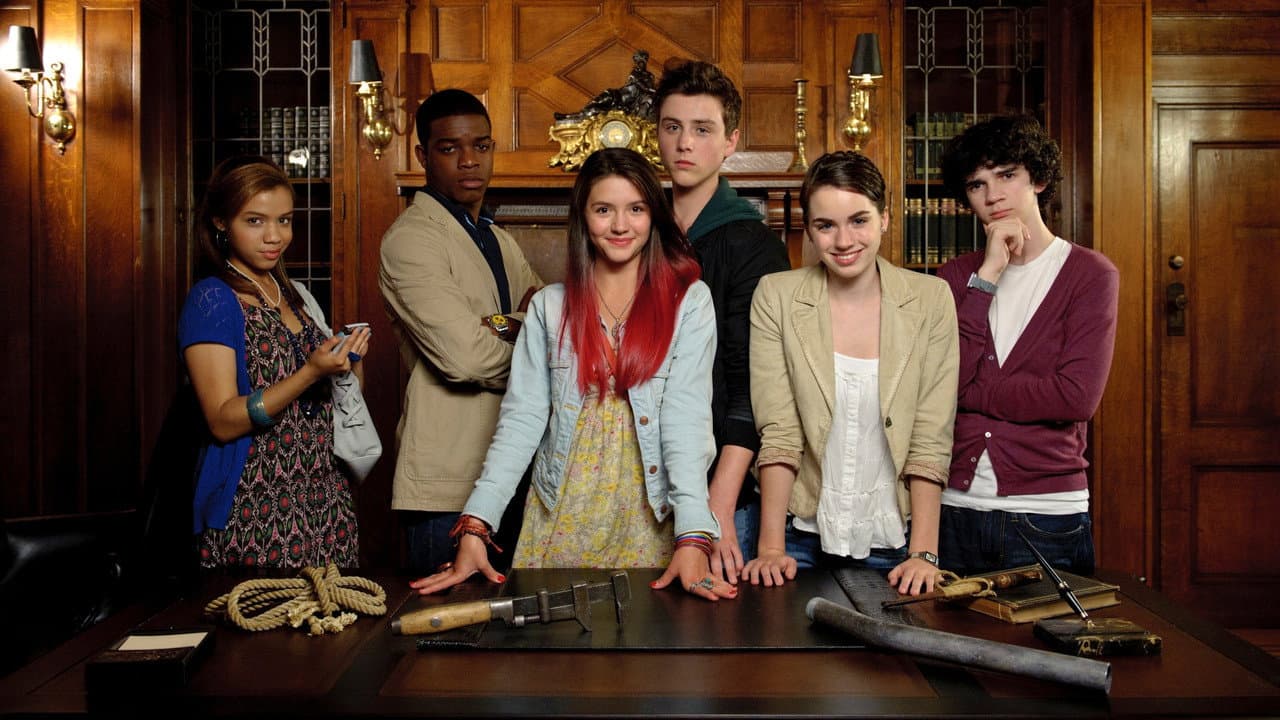 Backdrop – Clue: A Movie Mystery Adventure