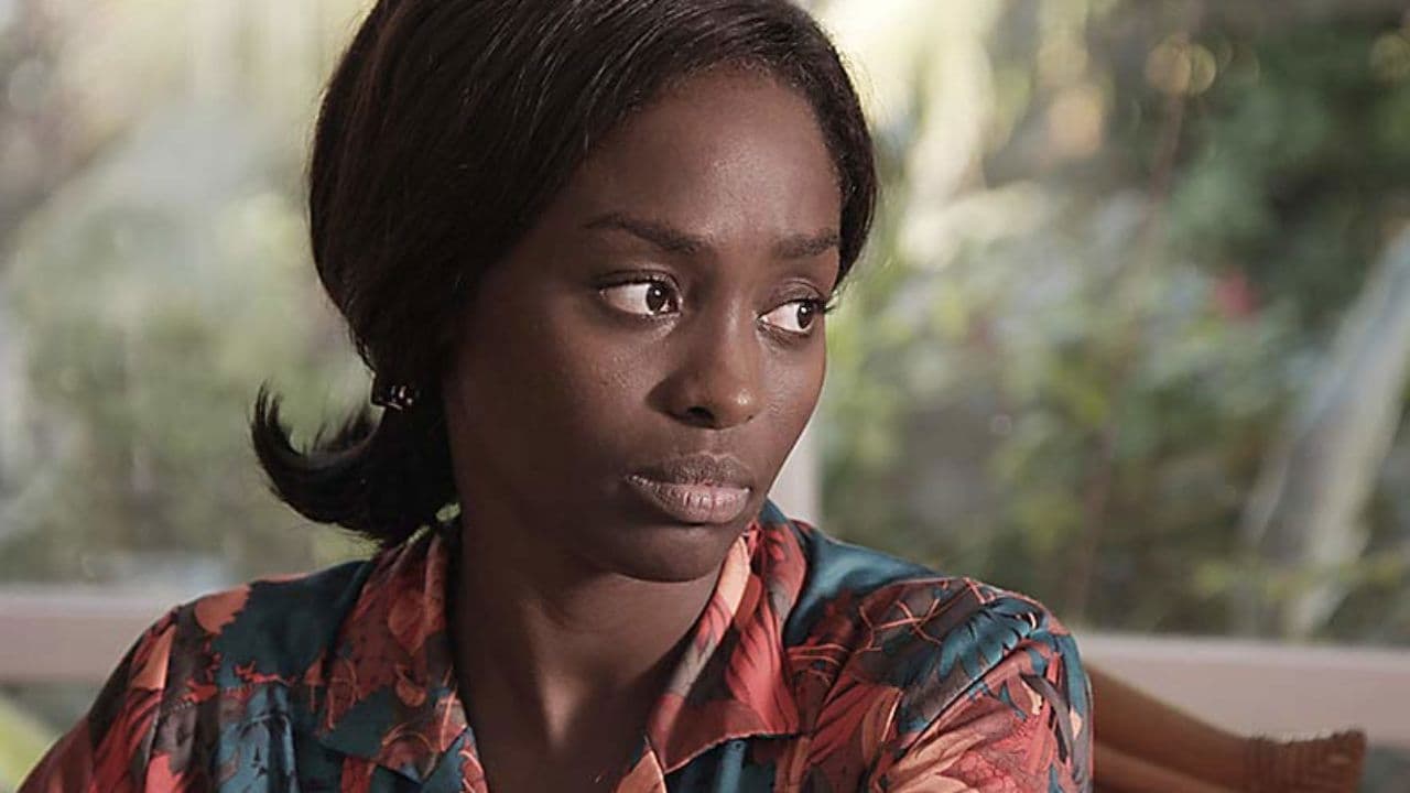 Backdrop – Regard Noir