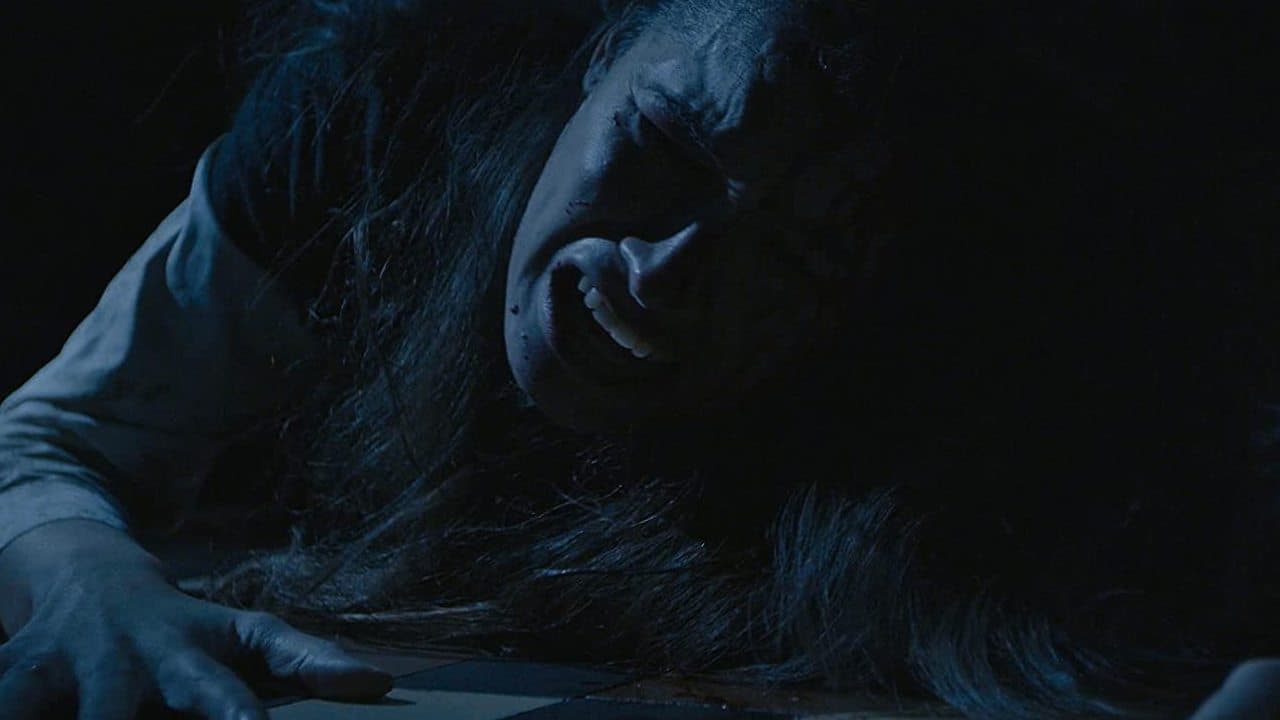 Backdrop – An English Haunting