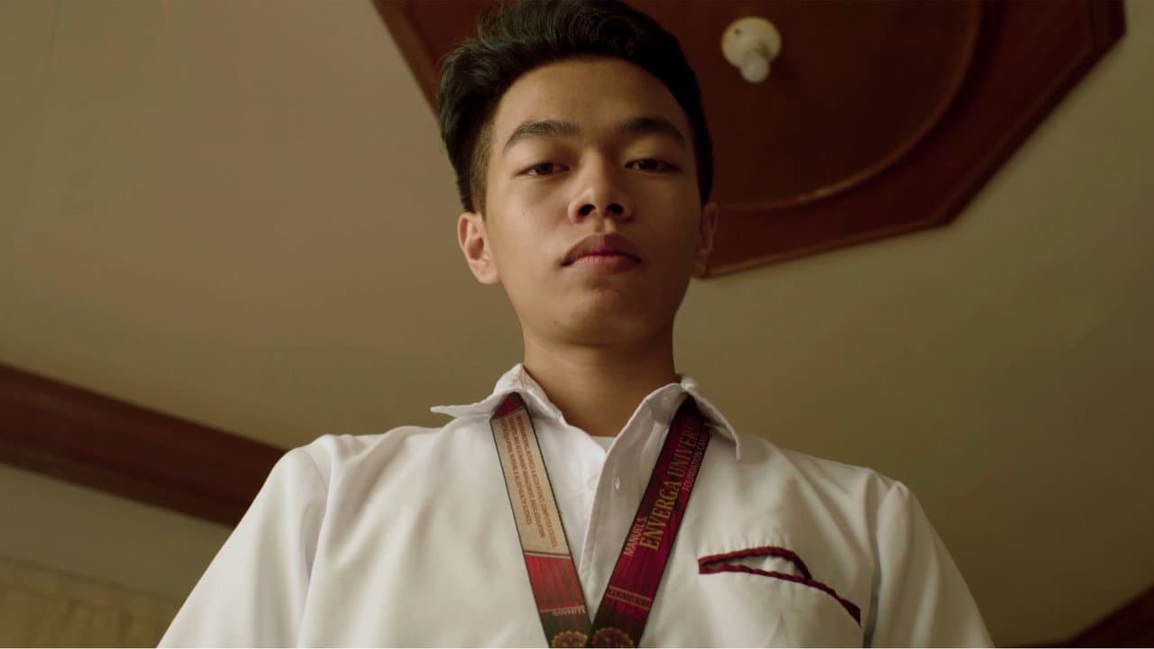 Backdrop – Ang Pag-uwi