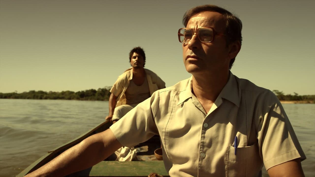 Backdrop – Descalç sobre la terra vermella