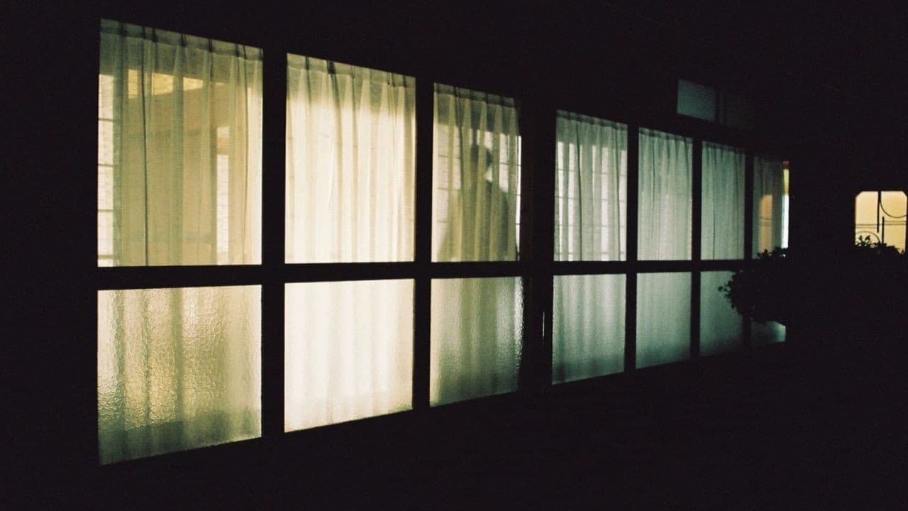 Backdrop – 仕事と日（塩谷の谷間で)