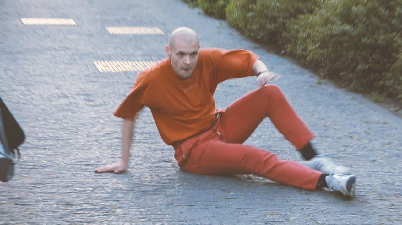 Backdrop – Homophobe