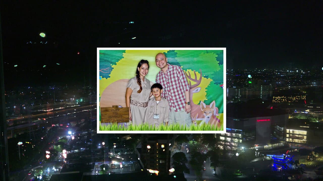 Backdrop – in transit