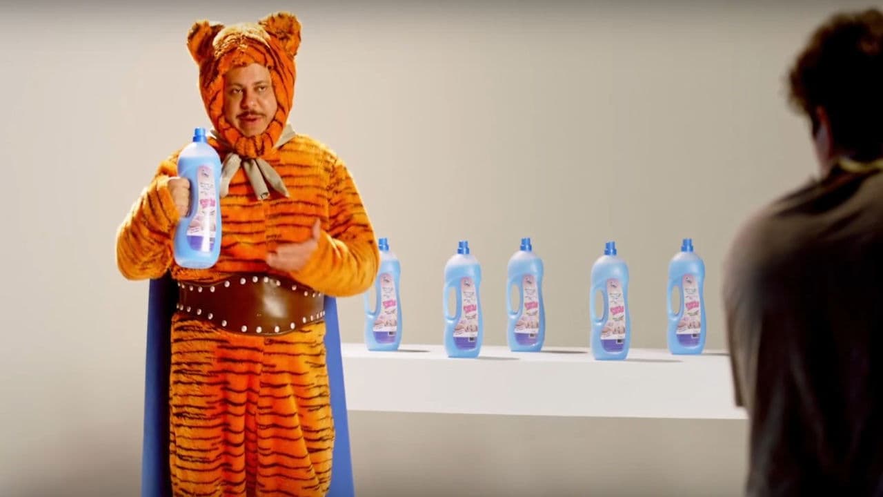 Backdrop – Um Tio Quase Perfeito