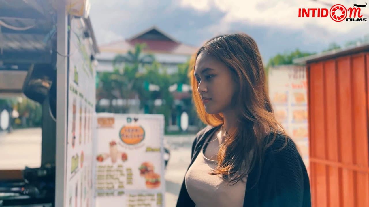 Backdrop – Mengintai