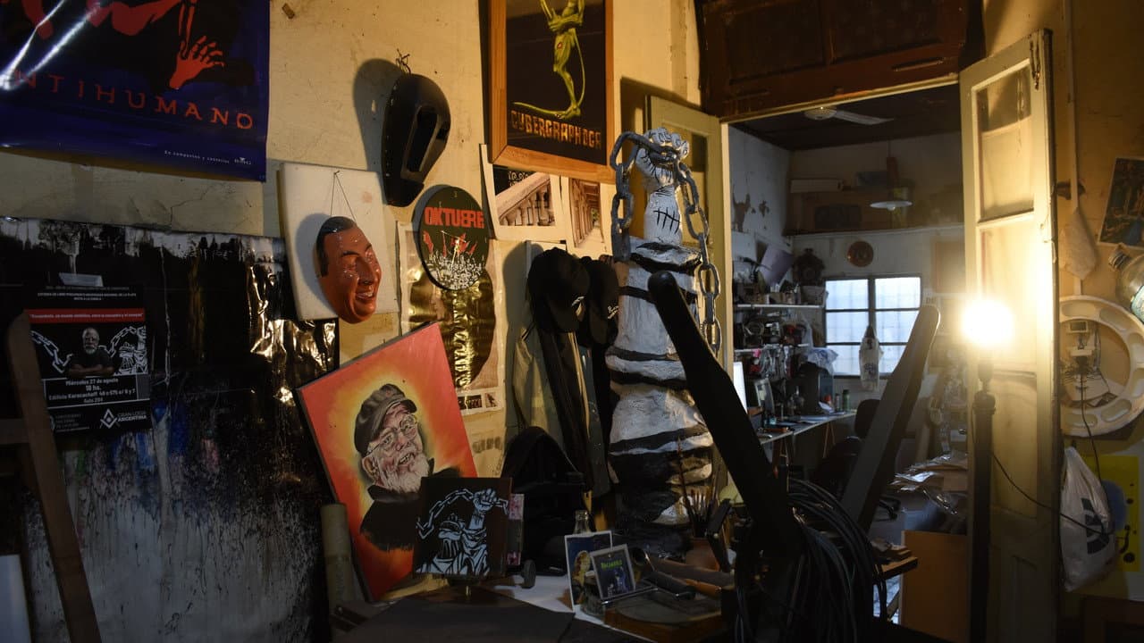 Backdrop – Un Cordero de 100 Kilos