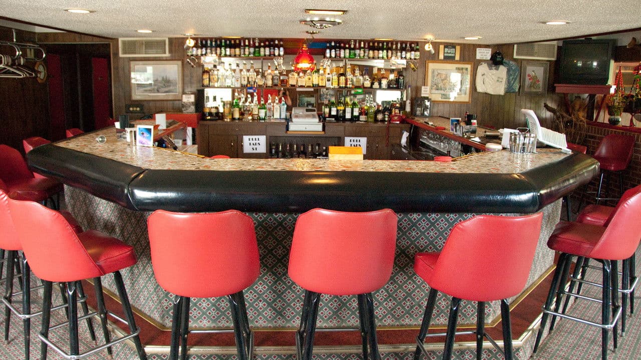 Backdrop – Old Fashioned: The Story of the Wisconsin Supper Club