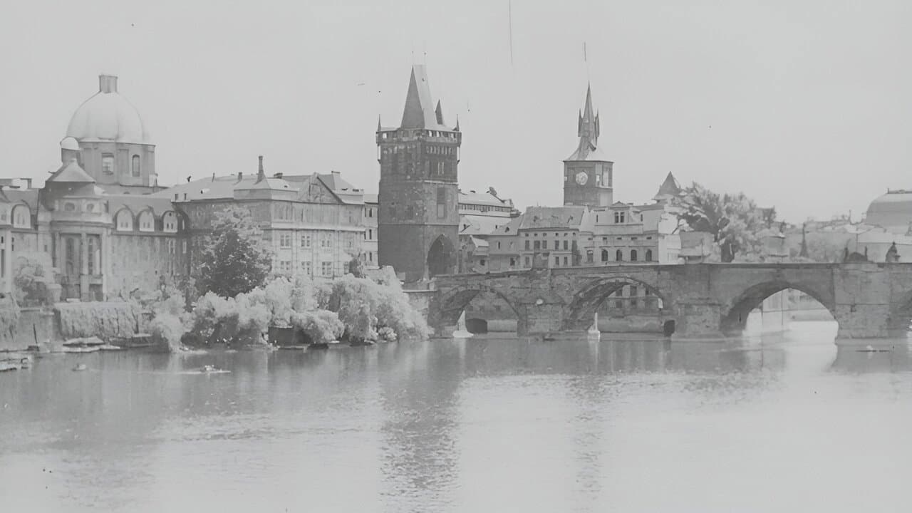Backdrop – Praha vznešená a všední