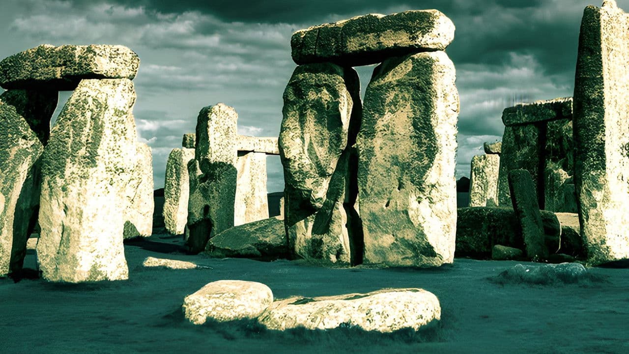 Backdrop – The Mysteries of Stonehenge