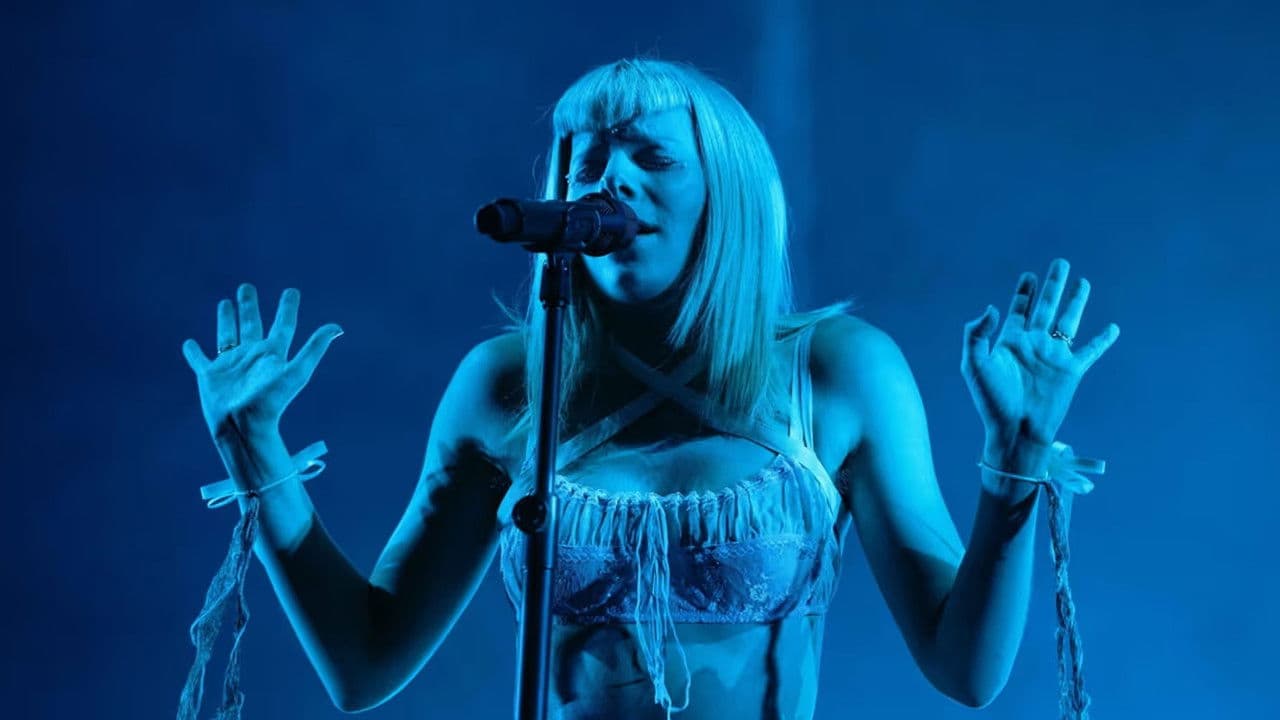 Backdrop – AURORA: What Happened to the Earth? Live From Mexico City