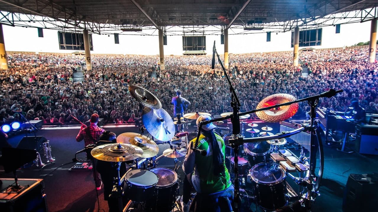 Backdrop – Dave Matthews Band - Live Trax Vol. 46: Ruoff Home Mortgage Music Center