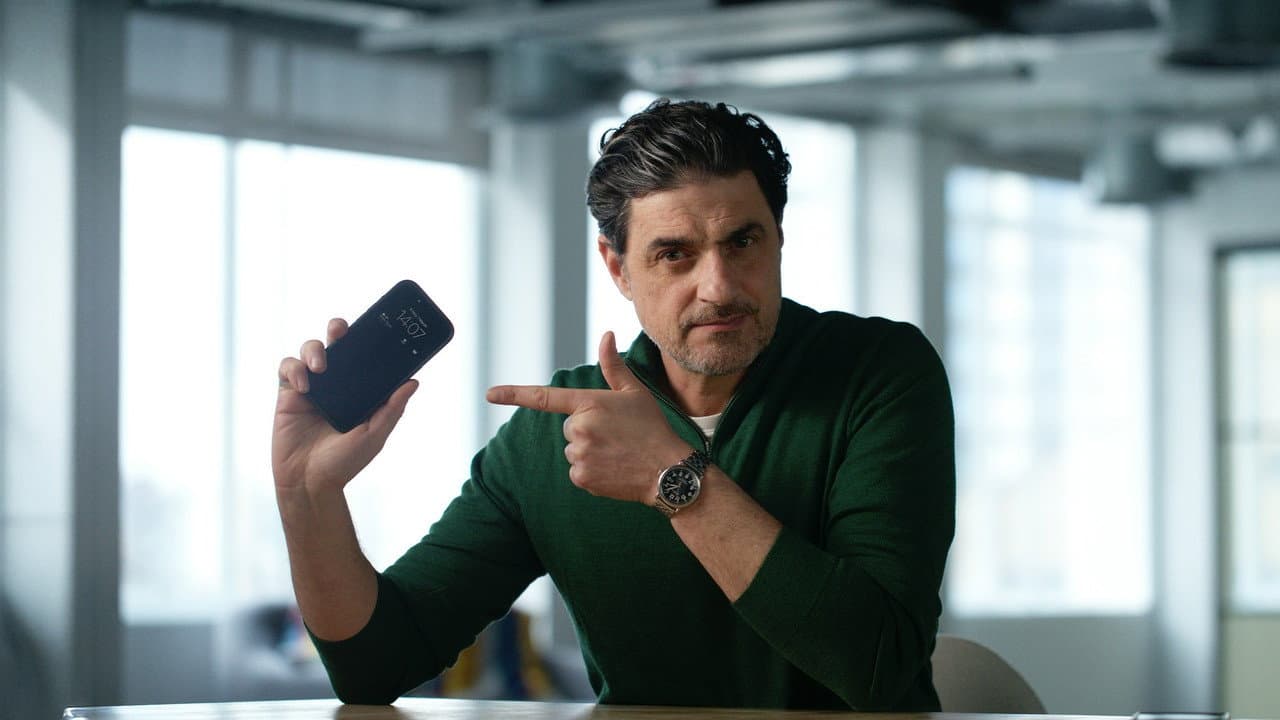 Backdrop – Is Your Smartphone Spying On You?