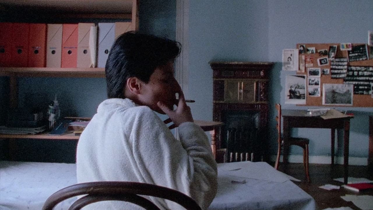 Backdrop – L'Homme à la valise
