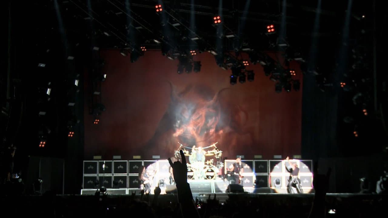 Backdrop – Accept: Restless and Live