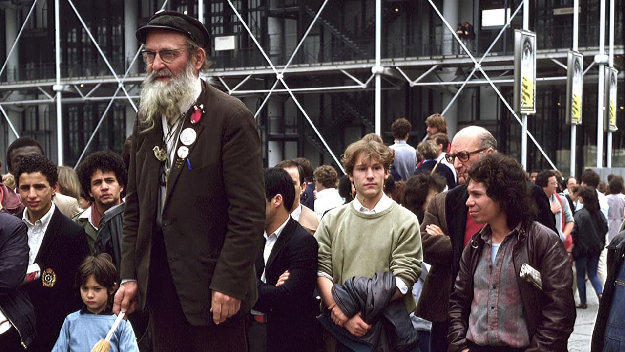 Backdrop – Écoutez Mouna