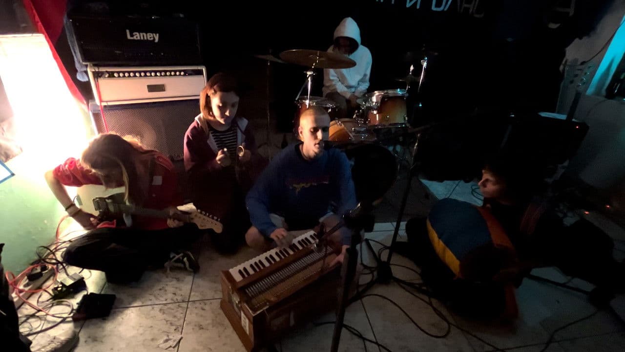 Backdrop – Farewell AKAB Okretnica