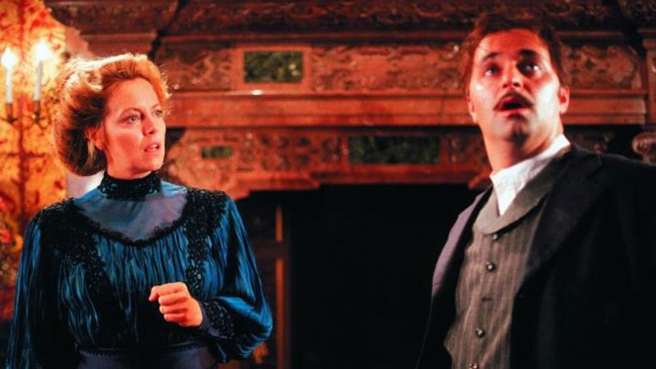 Backdrop – The Manor