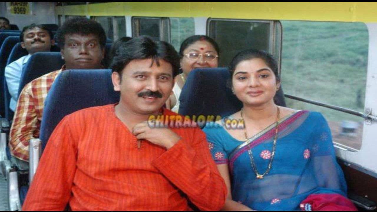 Backdrop – ಏಕದಂತ