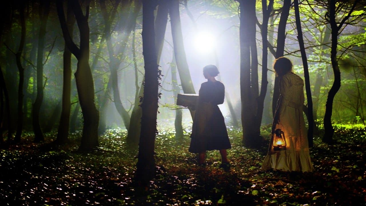 Backdrop – Saint Ange - Haus der Stimmen