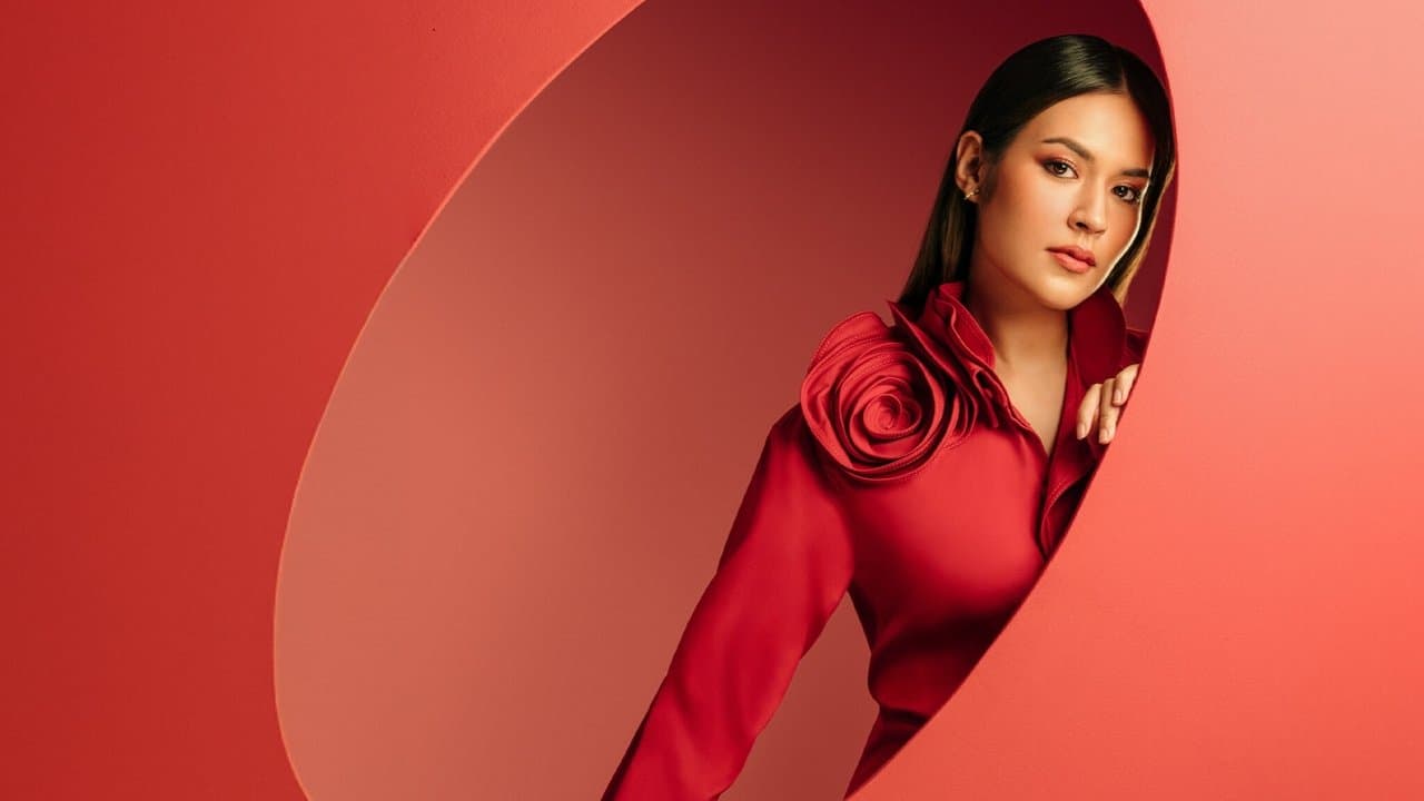 Backdrop – Harta Tahta Raisa