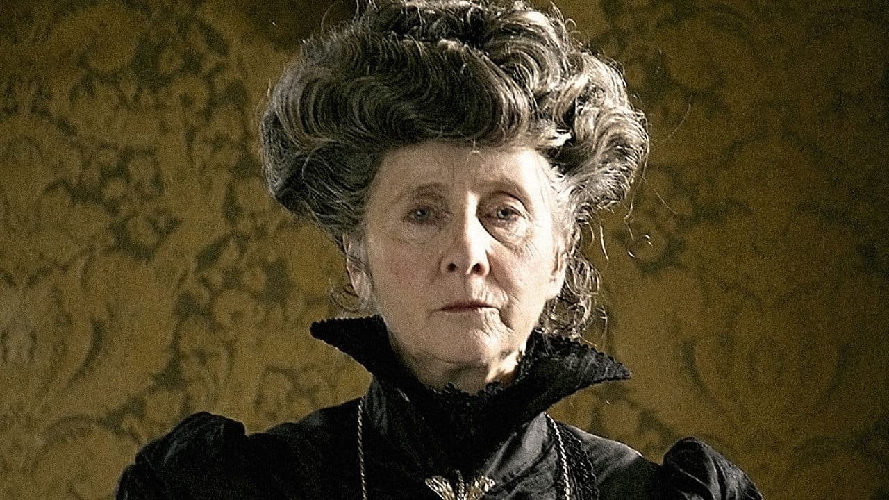 Backdrop – Who Killed Mrs De Ropp?