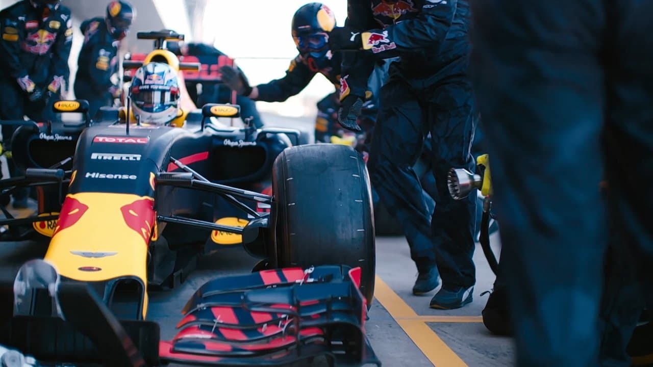 Backdrop – The History of the Pit Stop: Gone in Two Seconds