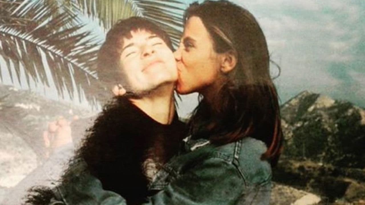 Backdrop – Under the Sun