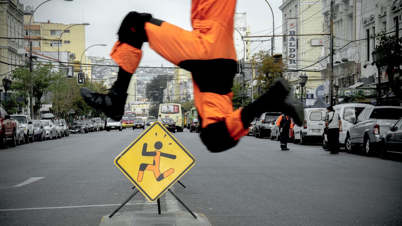 Backdrop – Desorden en la vía pública