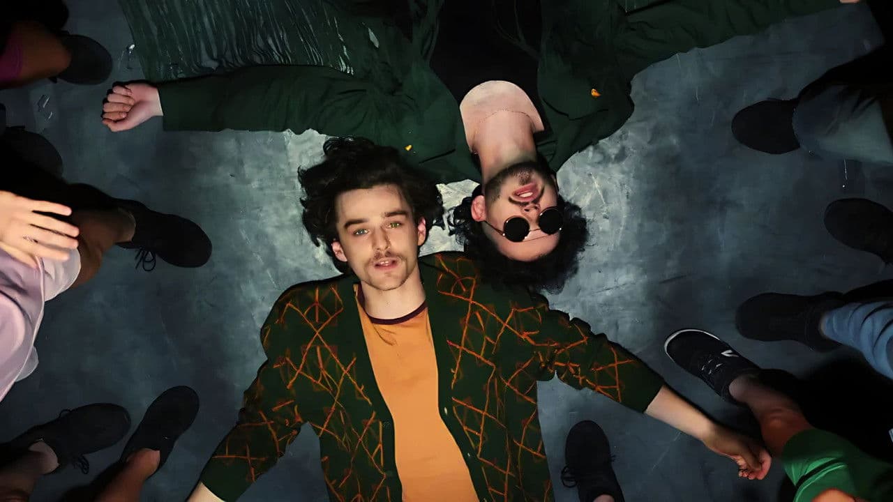 Backdrop – Mi vagyunk Azahriah